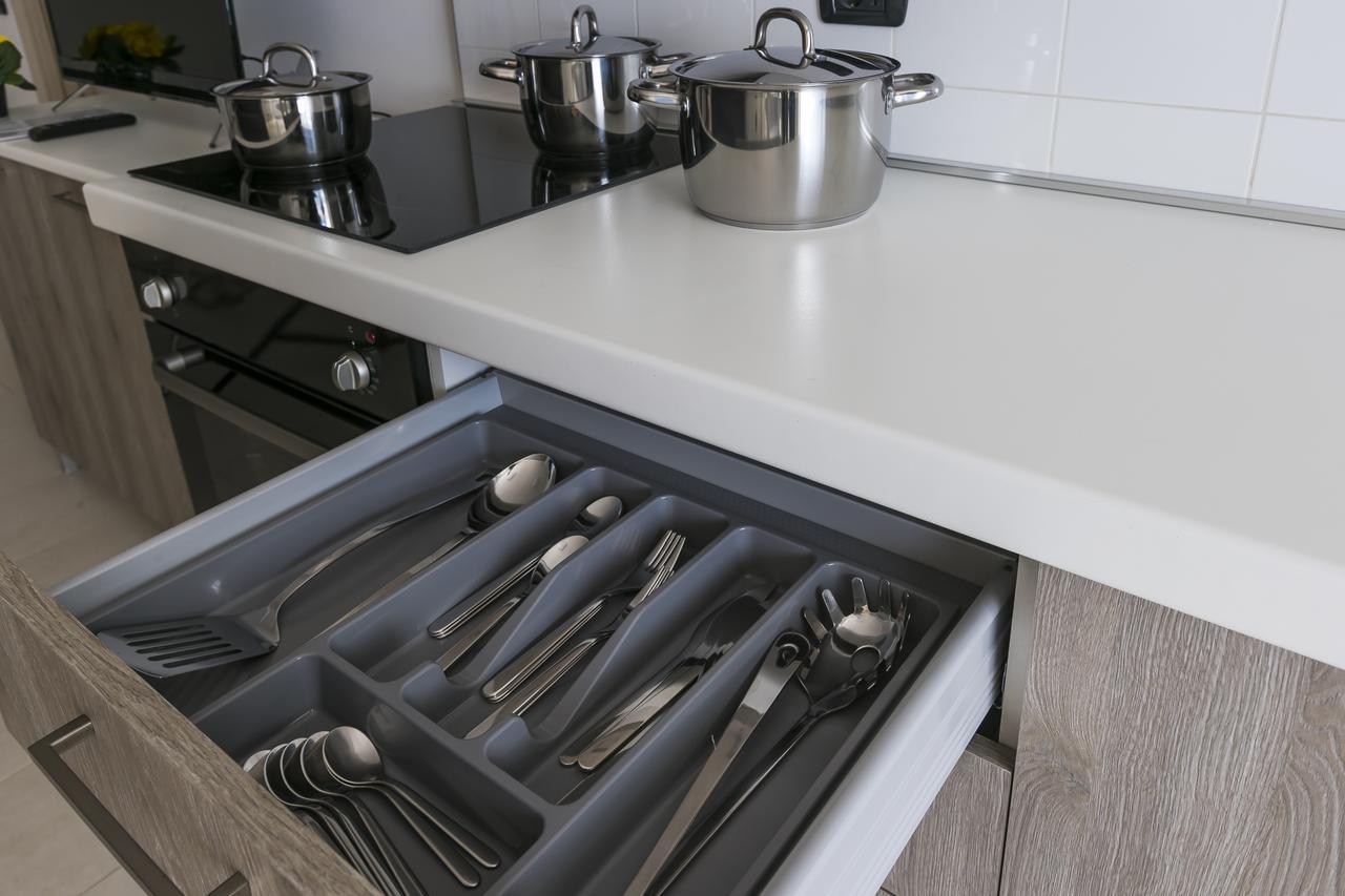 リミニ Residenza Riva Azzurraアパートホテル エクステリア 写真