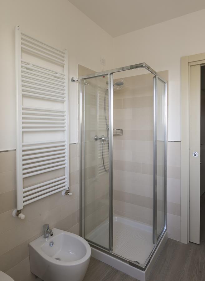 リミニ Residenza Riva Azzurraアパートホテル エクステリア 写真